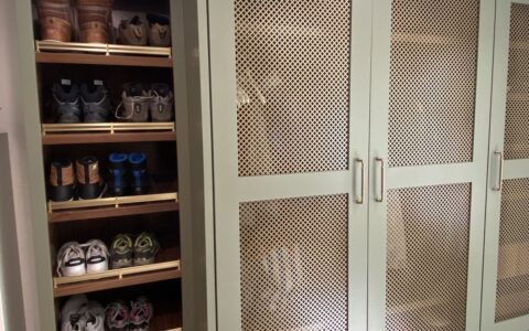 Sage pantry with mesh doors and pull-out shoe racks