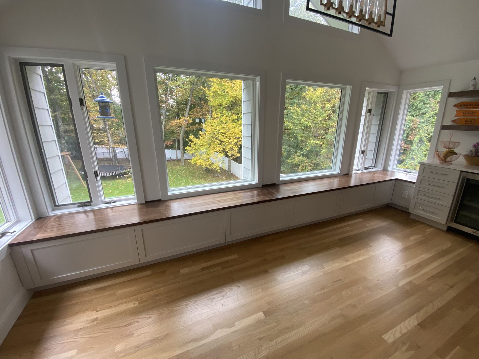 Window seat under bank of windows